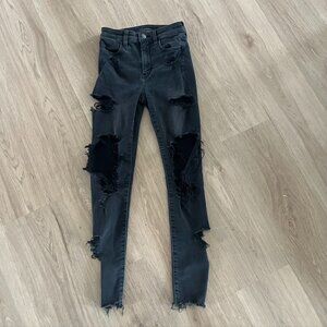 American Eagle | Super High Rise Jegging Black Distressed Destroyed Size 0